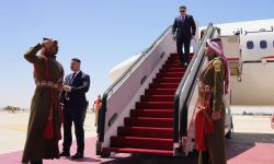 السوداني يصل للأردن للمشاركة في مؤتمر الاستجابة الإنسانية الطارئة في غزّة